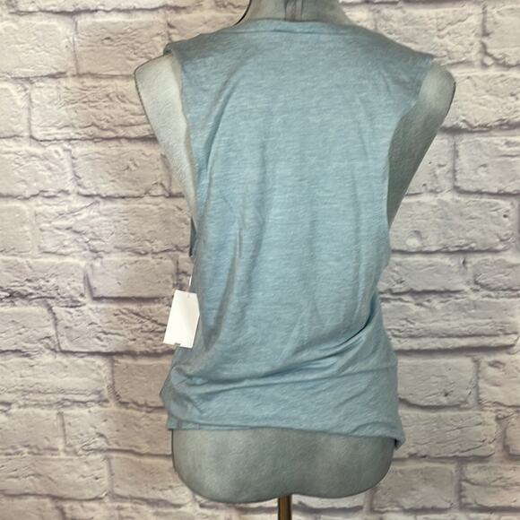 NWT Aloha Vibes tank top - Picture 2 of 6